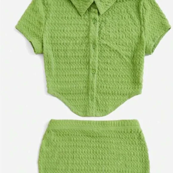 Green Textured Two-Piece Set - Picture 1 of 1